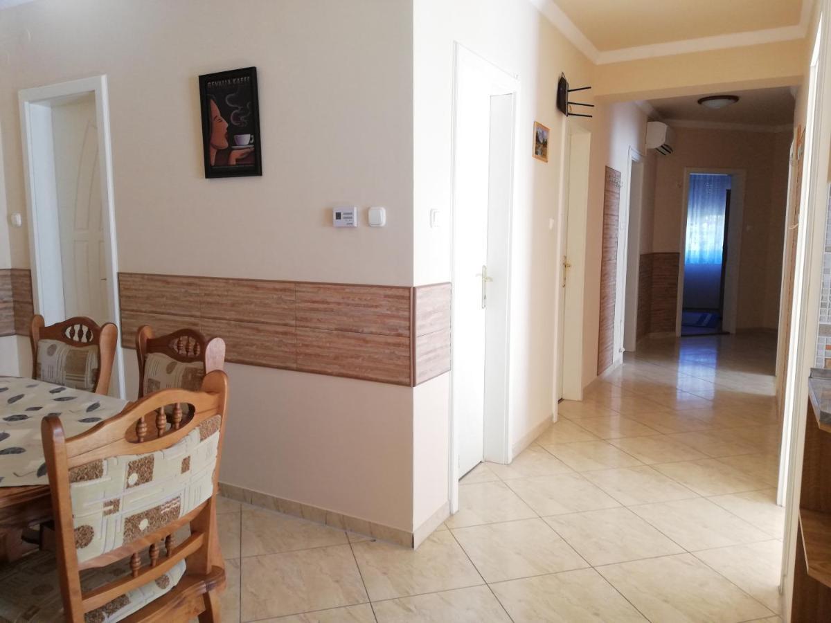 Imola És Andrea Apartmanház Hajdúszoboszló Exterior foto