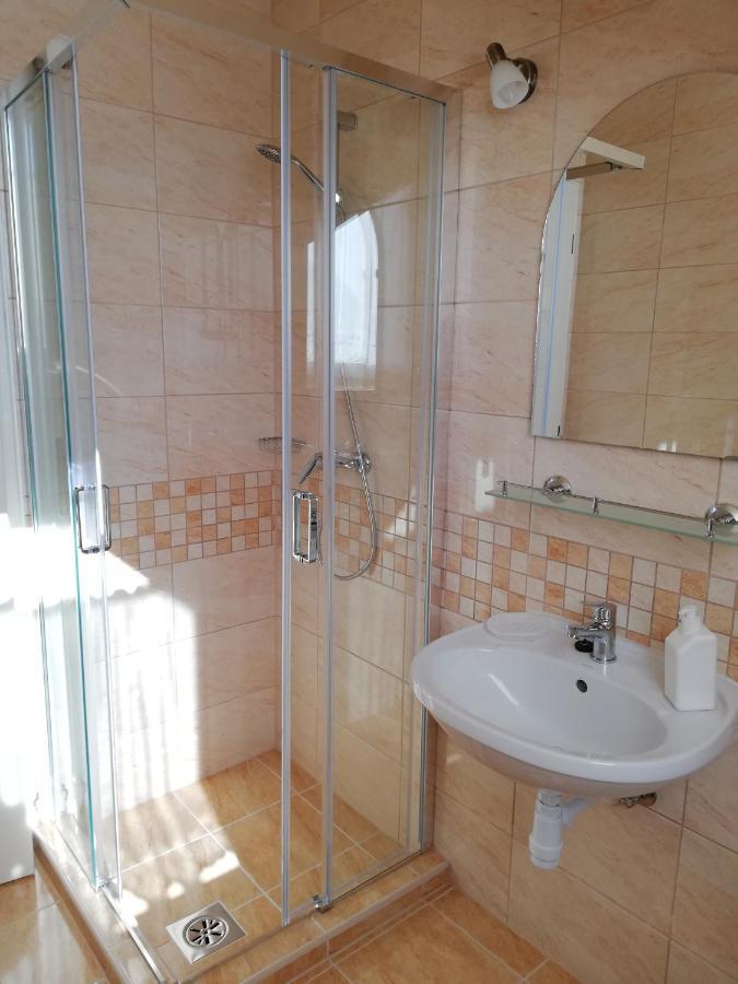 Imola És Andrea Apartmanház Hajdúszoboszló Exterior foto