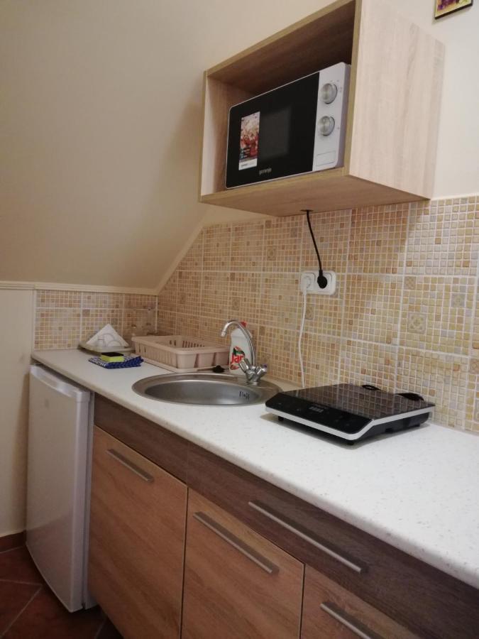 Imola És Andrea Apartmanház Hajdúszoboszló Exterior foto