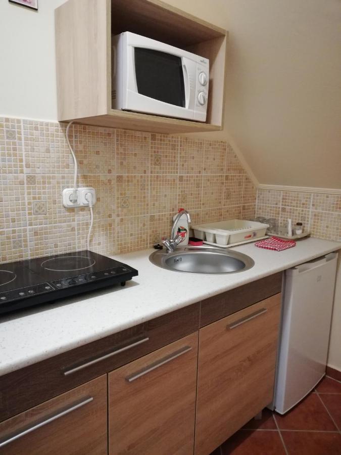 Imola És Andrea Apartmanház Hajdúszoboszló Exterior foto